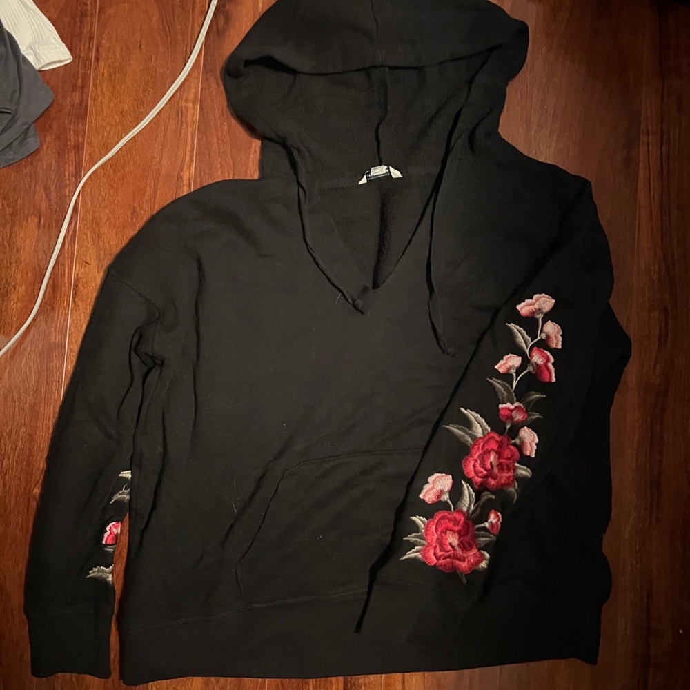 Soft AE Black Flower-Embroidered Hoodie